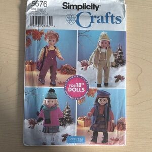 Simplicity Pattern for 18”doll clothing Uncut and factory folded condition.